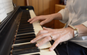 Nancy Gilliland at piano